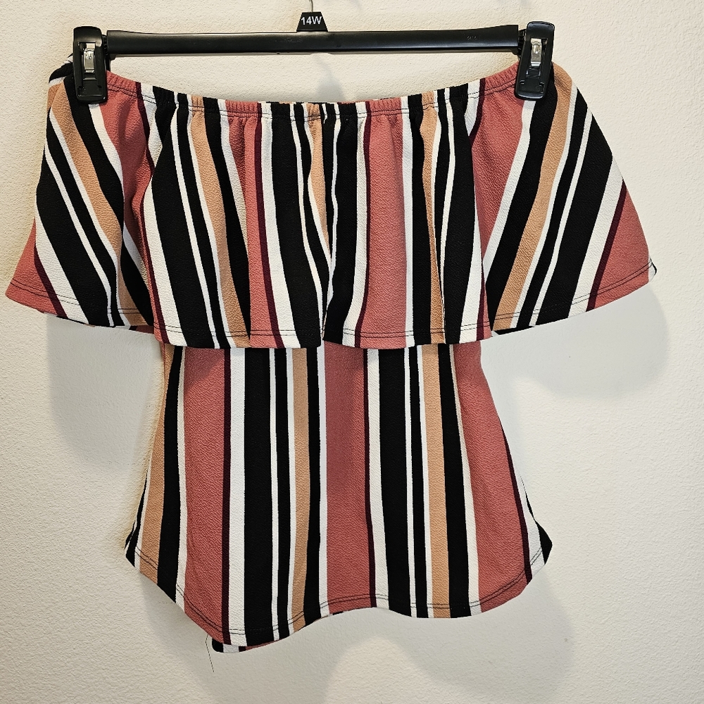 Vibe Sportswear Woman's Off the Shoulder Blouse Size Large